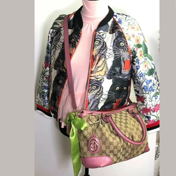 Gucci Handbags - Gucci Authentic Sukey Crossbody Bag W/ Receipt